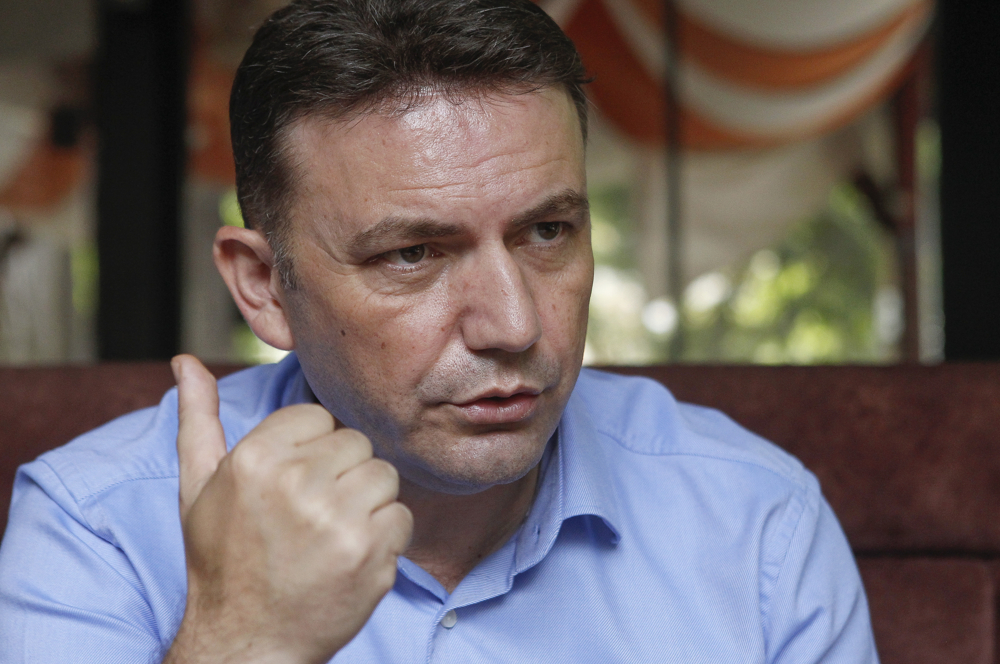 Bujar Osmani i reagon Kasami dhe Mexhiti: “Do rrimë rahat, sepse punën e kanë marrë në dorë studentët”