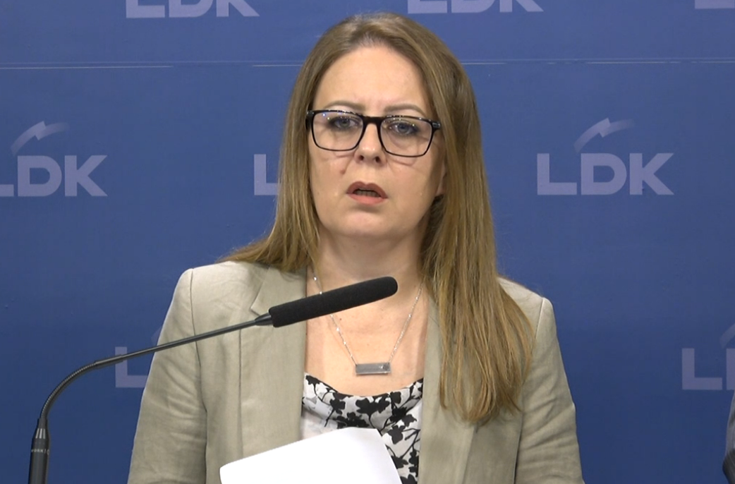 Bajrami shpërthen ndaj Kurtit – ‘4 ministri për LDK-në? Shantazh i pastër!’”