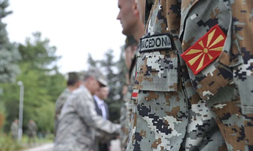 A po rikthehet shërbimi i detyrueshëm ushtarak në Maqedoni?