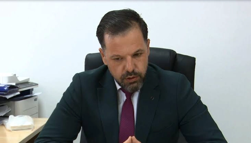 Sulmohet drejtori i AKU Shkodër, mesazh i fortë pas dhunës: ‘Nuk më ndalin qyta e armëve!’