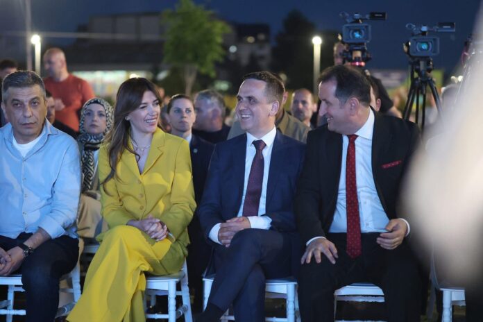 Qoku: Tetova dëshmoi fuqinë e Vetëvendosjes dhe bashkimin mbarëshqiptar