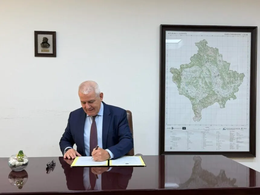 Sveçla: Ligji për shtetësinë buron nga Kushtetuta dhe Pakoja e Ahtisaarit